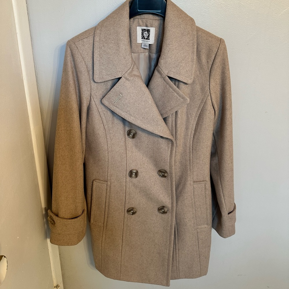 BEAUTIFUL Anne Klein double breasted wool 3/4 length coat, size L